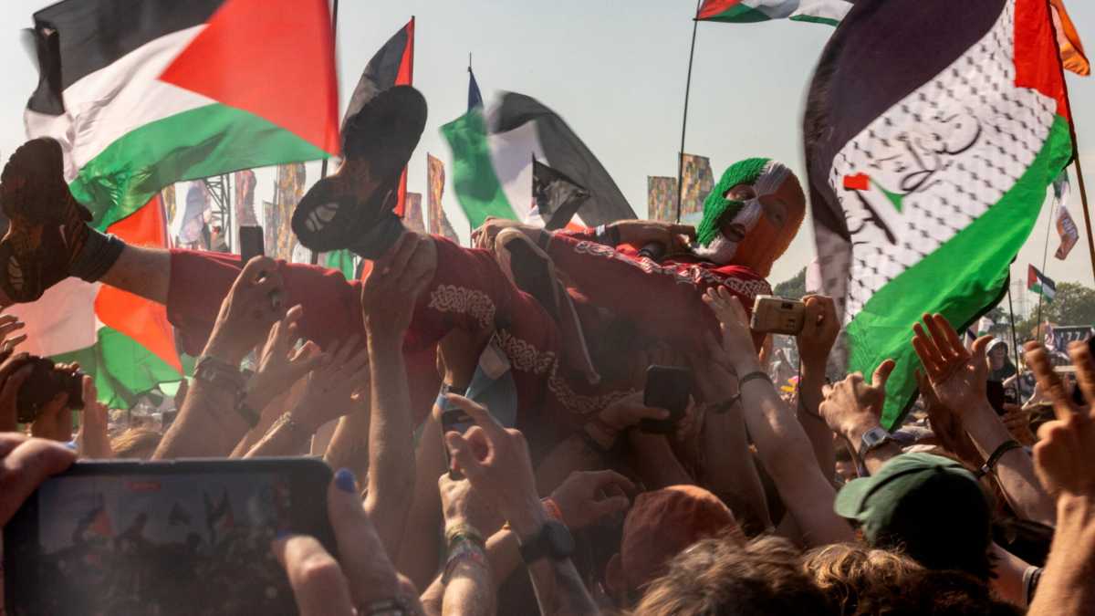 Immagine di Attori, attrici, cantanti: se la politica è afona, alzano la voce per la causa del momento. E sono pure controproducenti