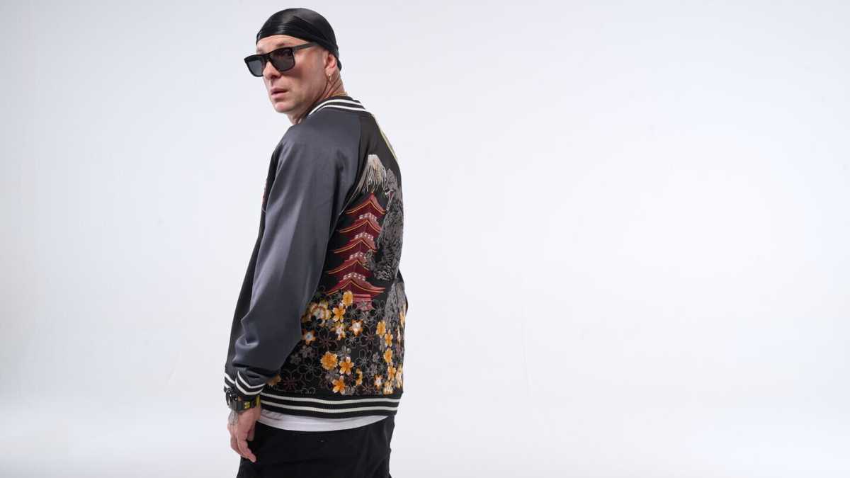 Immagine di Clementino: "Alla riscoperta del mio rap, guidato da Verne, Hillman e Bukowski"