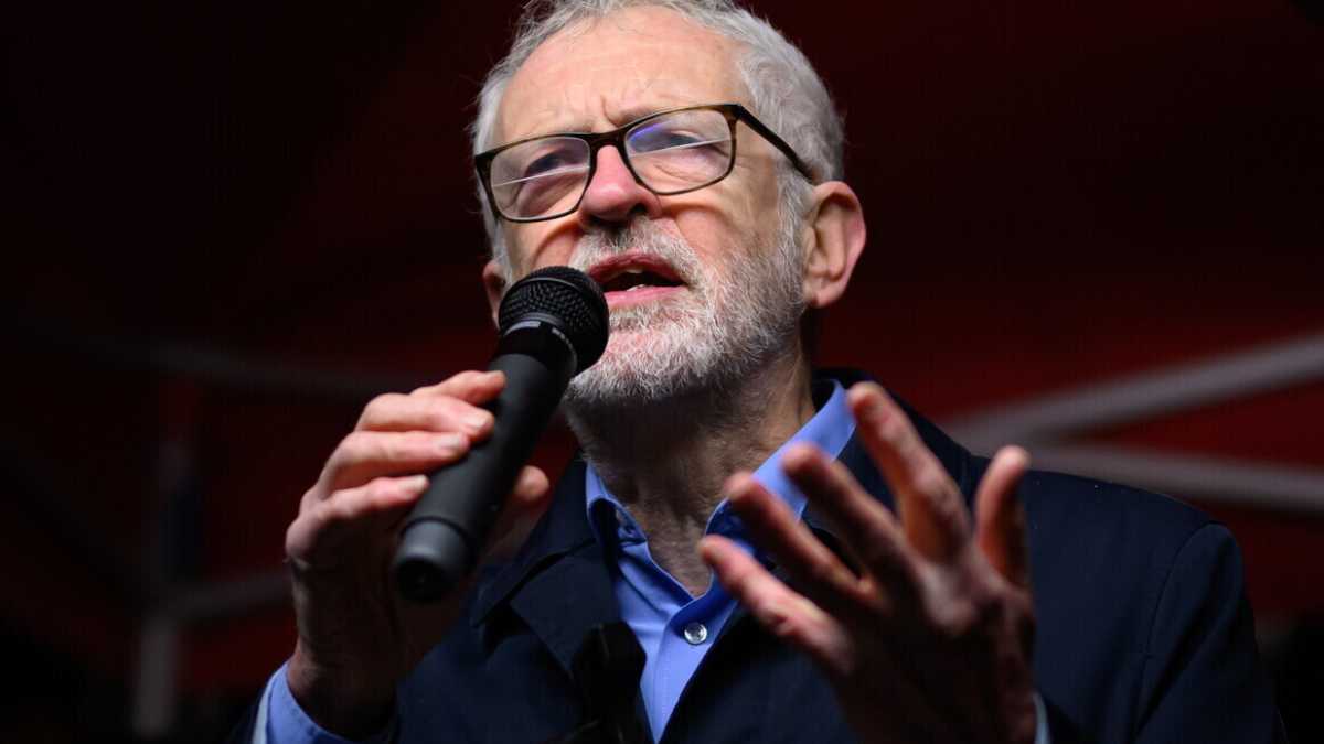 Immagine di Il nuovo partito di Jeremy Corbyn è il tuo partito, qualsiasi cosa significhi