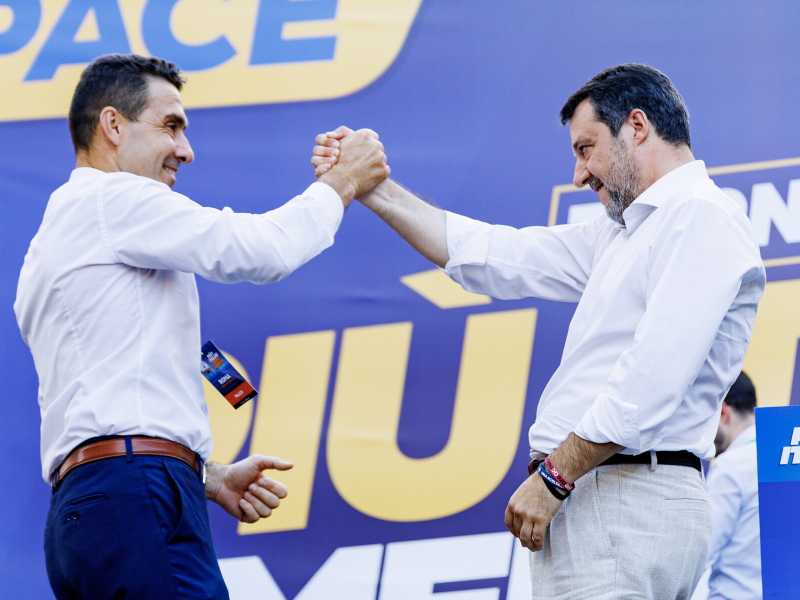 Il "pagellone" di Vannacci sui dazi: "Trump voto 8, Von der Leyen voto 3. Ci ha venduto" Salvini scatenato: "La Ue ci massacra"