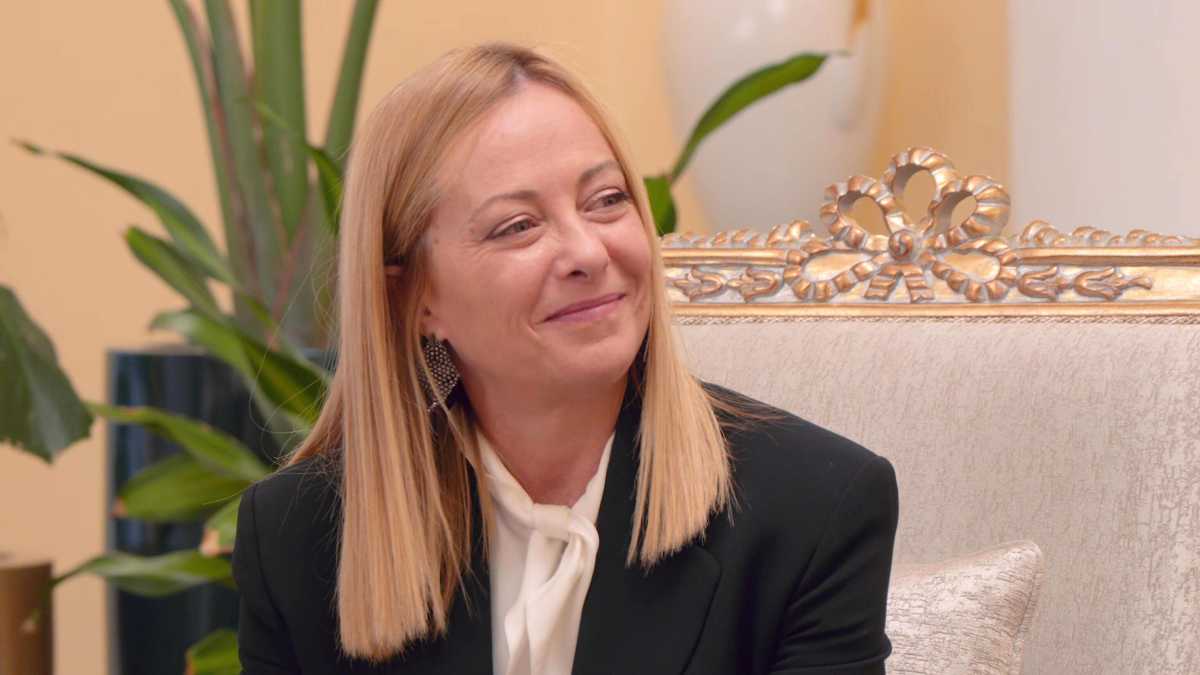 Immagine di Meloni punta a un nuovo fondo Ue per le imprese colpite da dazi. "Ma l'intesa con Trump non salti"