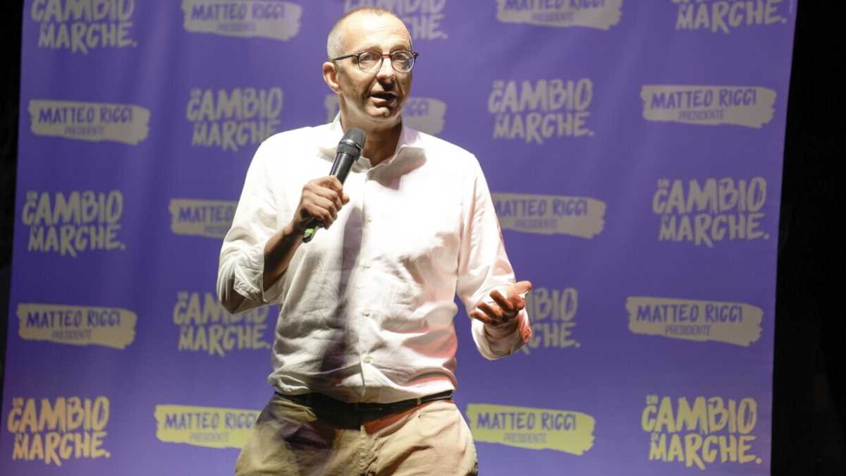 Immagine di Ricci tra Conte e i pm: oggi l'interrogatorio. E nelle Marche arriva Schlein