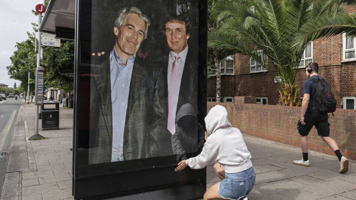 Immagine di Tutto quel che sta emergendo su Epstein ora che “i mostri” non sanno più da che parte del complotto devono stare
