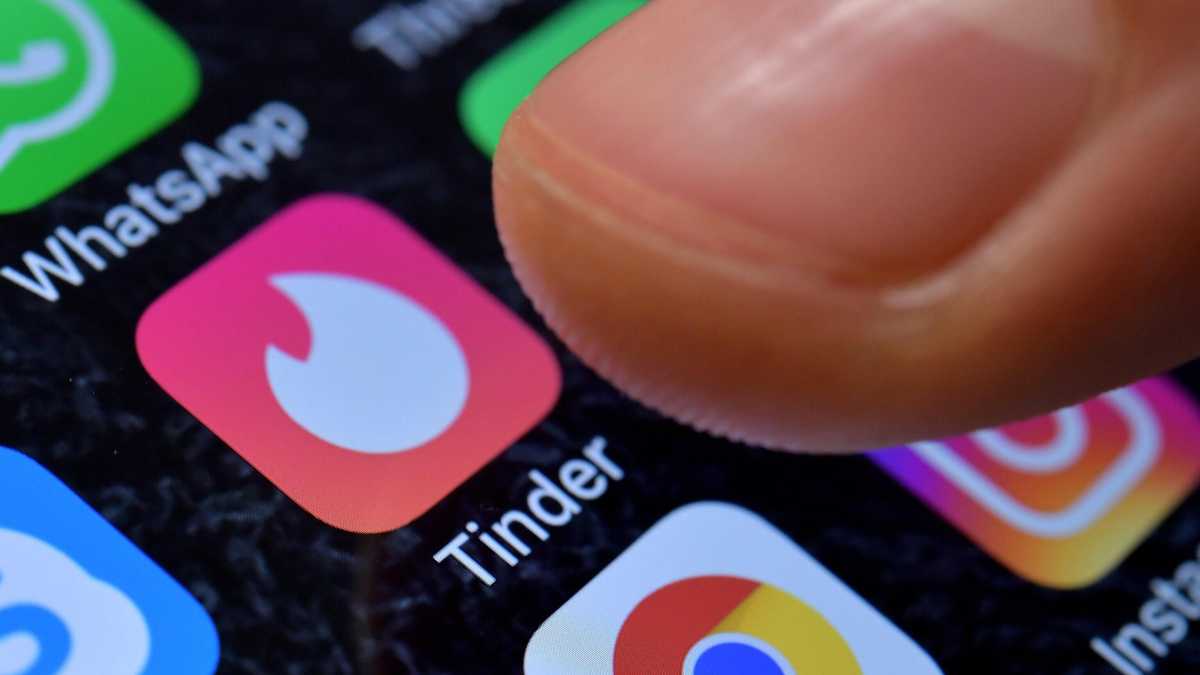 Immagine di I giovani stanchi di Tinder non hanno mai sperimentato la fatica sentimentale