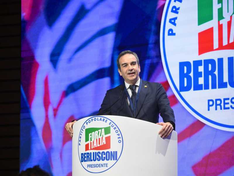 La Calabria è una grana per il campo largo. E Occhiuto pensa a una sua lista per le regionali