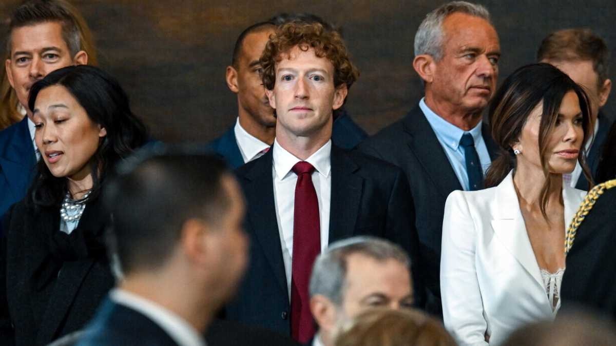 Immagine di Zuckerberg sempre più Maga. Chiude la scuola per famiglie svantaggiate fondata dalla sua associazione