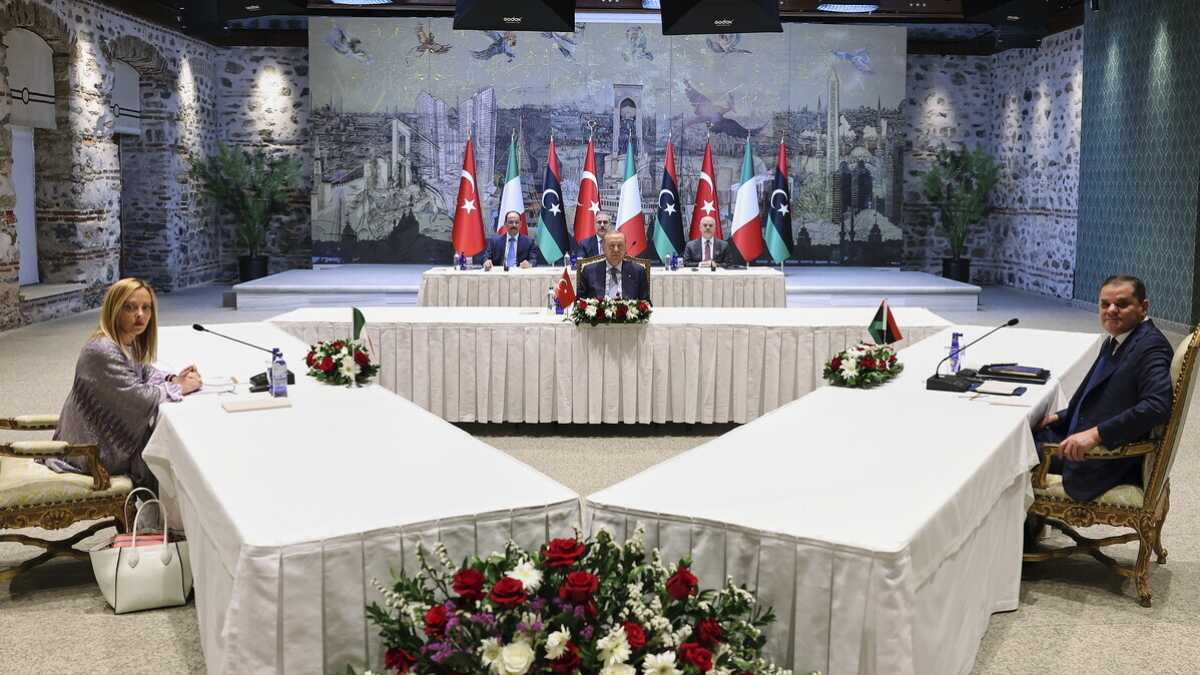Immagine di La scelta di incontrare Dabaiba a Istanbul: Meloni guarda al futuro