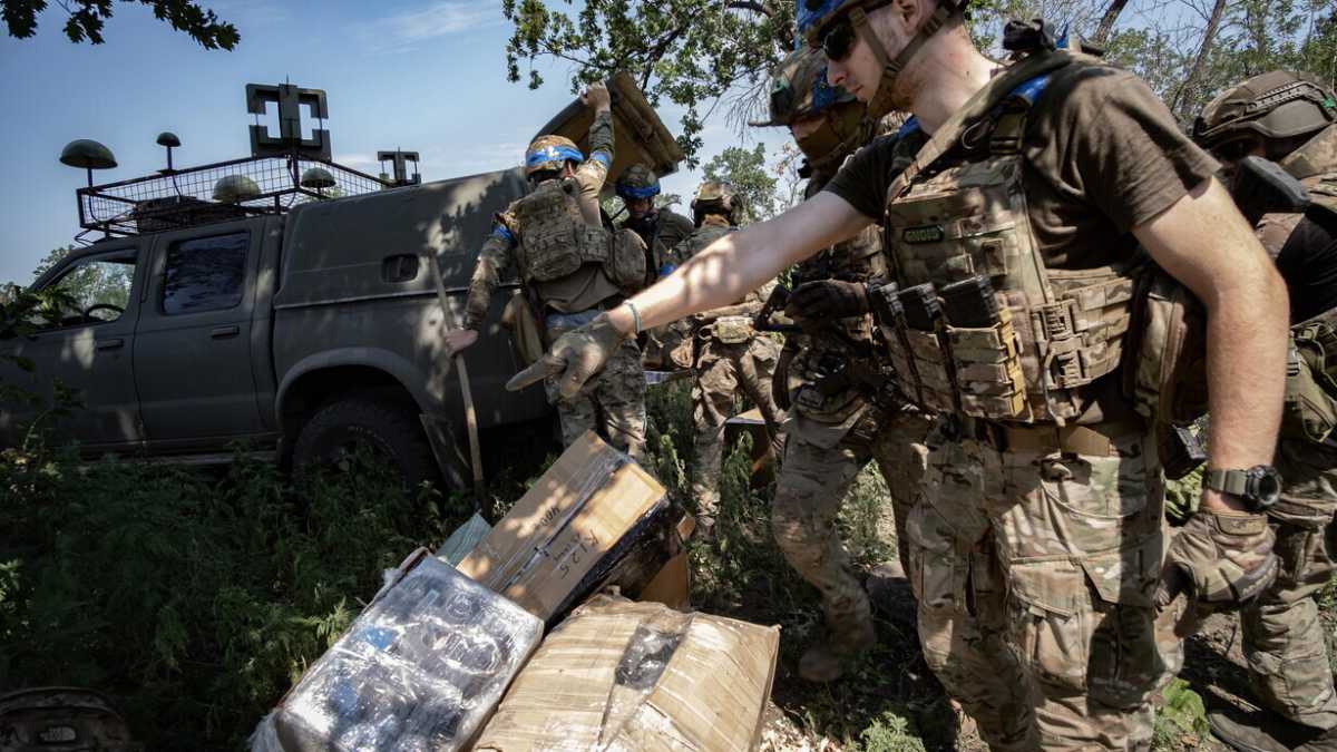 Immagine di Putin colpisce l'Ucraina da ogni lato, ma è insoddisfatto dei risultati