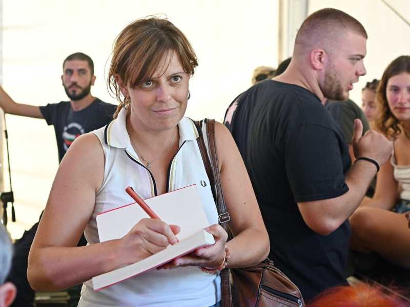 “La mia vicenda non c’entra nulla con quella dei ministri sul caso Almasri”. Parla Ilaria Salis