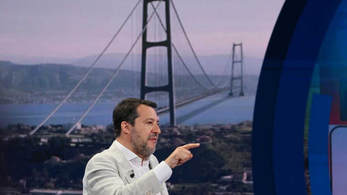 Immagine di Che noia che barba, l’aria fritta sul Ponte di Messina (e una chicca di Tozzi)