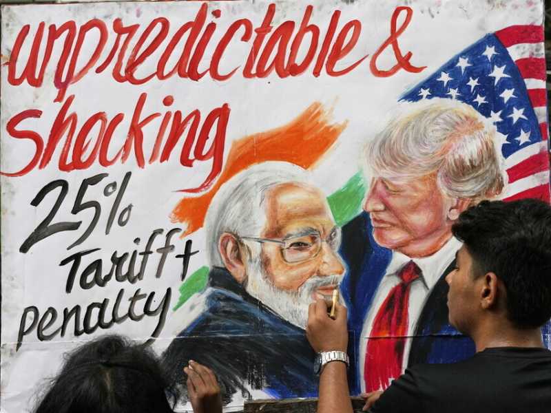 Il James Bond di Modi vola a Mosca mentre Trump gli raddoppia i dazi