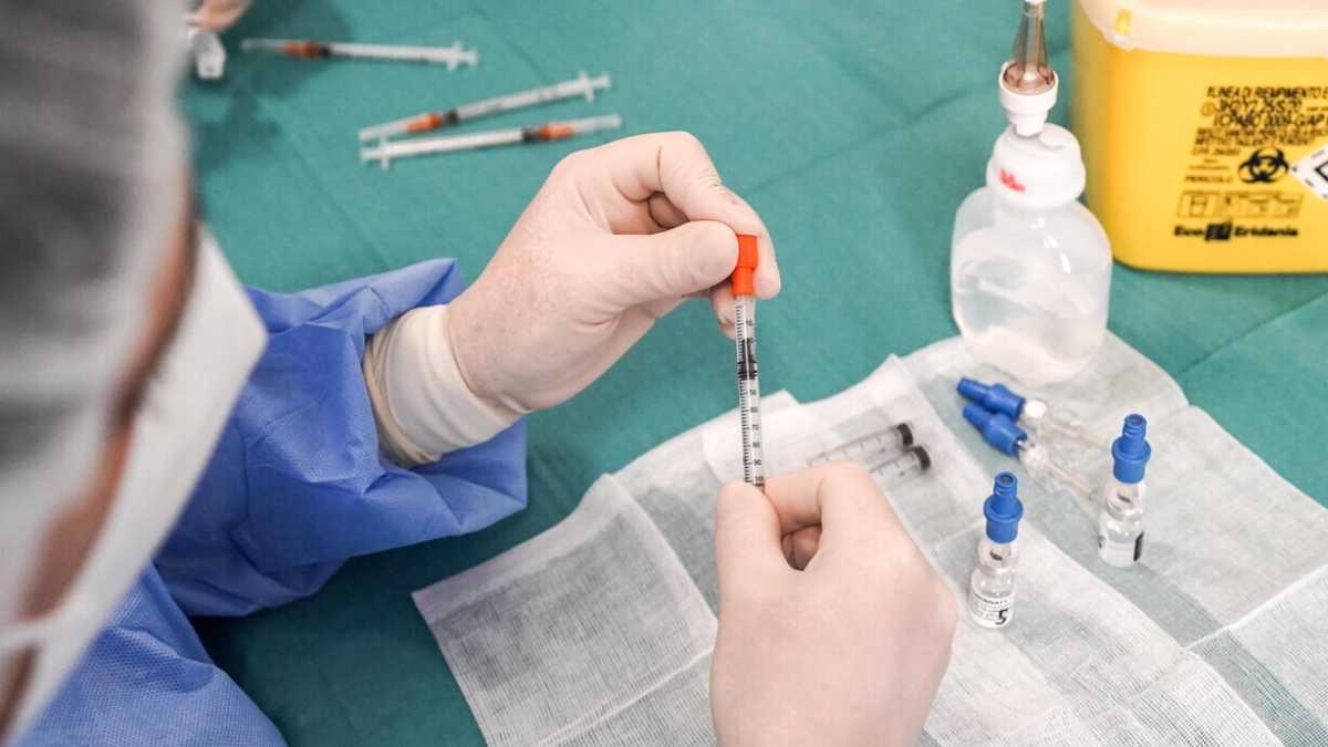 Immagine di La nomina di due critici dei vaccini nel NITAG e le insostenibili ingerenze politiche sulla scienza