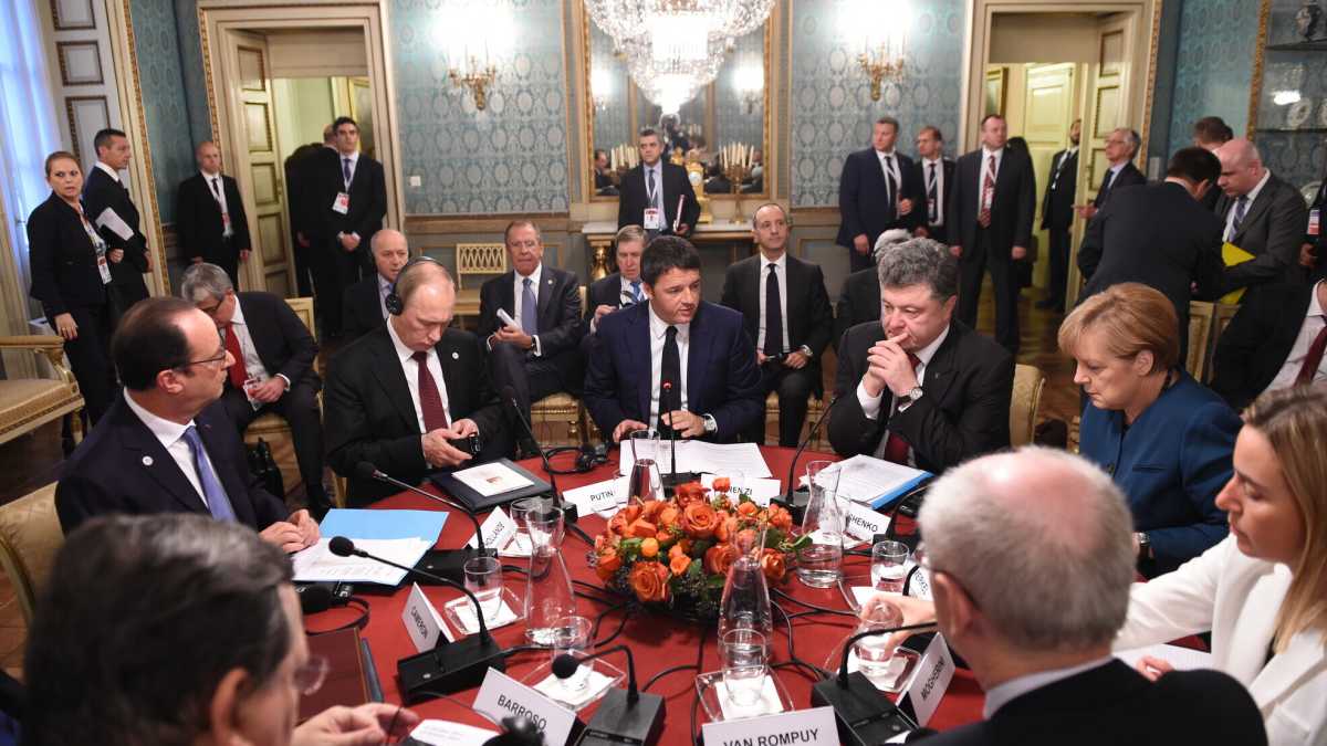 Immagine di Com’è negoziare con Putin, raccontato da chi l’ha fatto davvero. La versione di Renzi