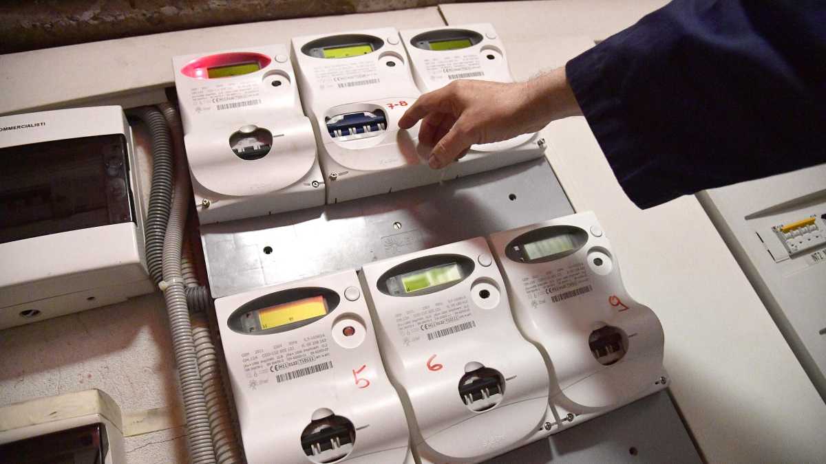 Immagine di I costi dell’elettricità pesano troppo sulle imprese. Dati ed esempi per cambiare registro
