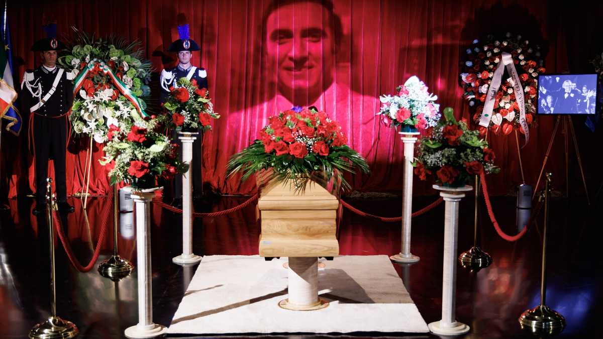 Immagine di La commozione per Pippo Baudo e per i monumenti che crollano