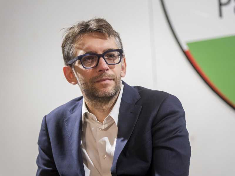 La procura di Milano acquisisce illegalmente le chat di Maran: “Il mio caso all’Eurocamera”