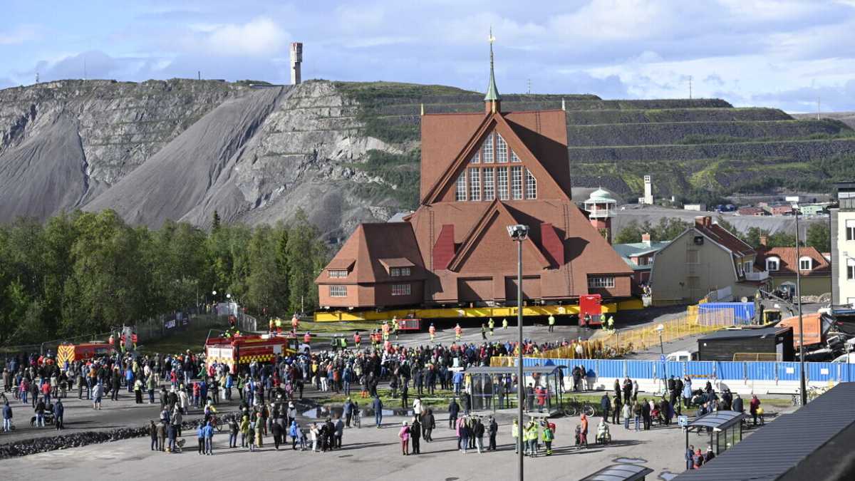Immagine di A Kiruna una chiesa si sposta per far spazio a una miniera: il Vangelo l'aveva previsto