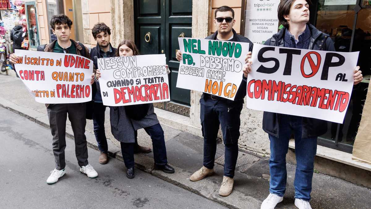 Immagine di Forever young dem. L’odissea dei giovani del Pd