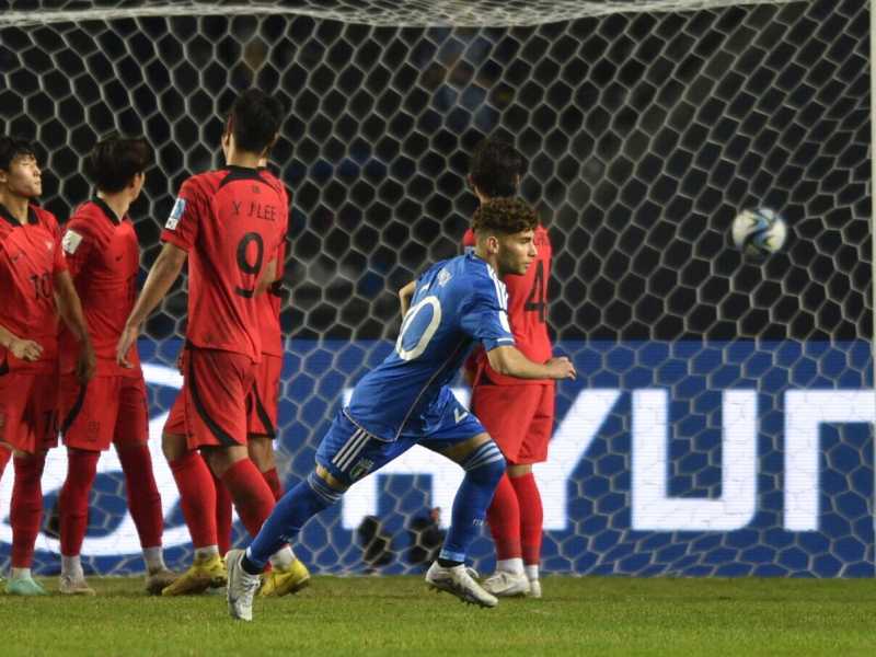 Il gol di Simone Pafundi nella semifinale contro la Corea del sud ai Mondiali U20 del 2023 (foto Ap, via LaPresse)