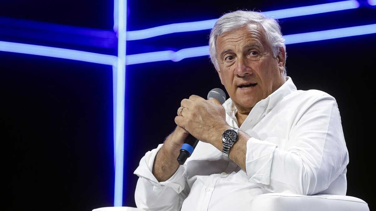 Immagine di Dall'Ucraina alle banche. Tajani si smarca da Salvini e dalla Lega