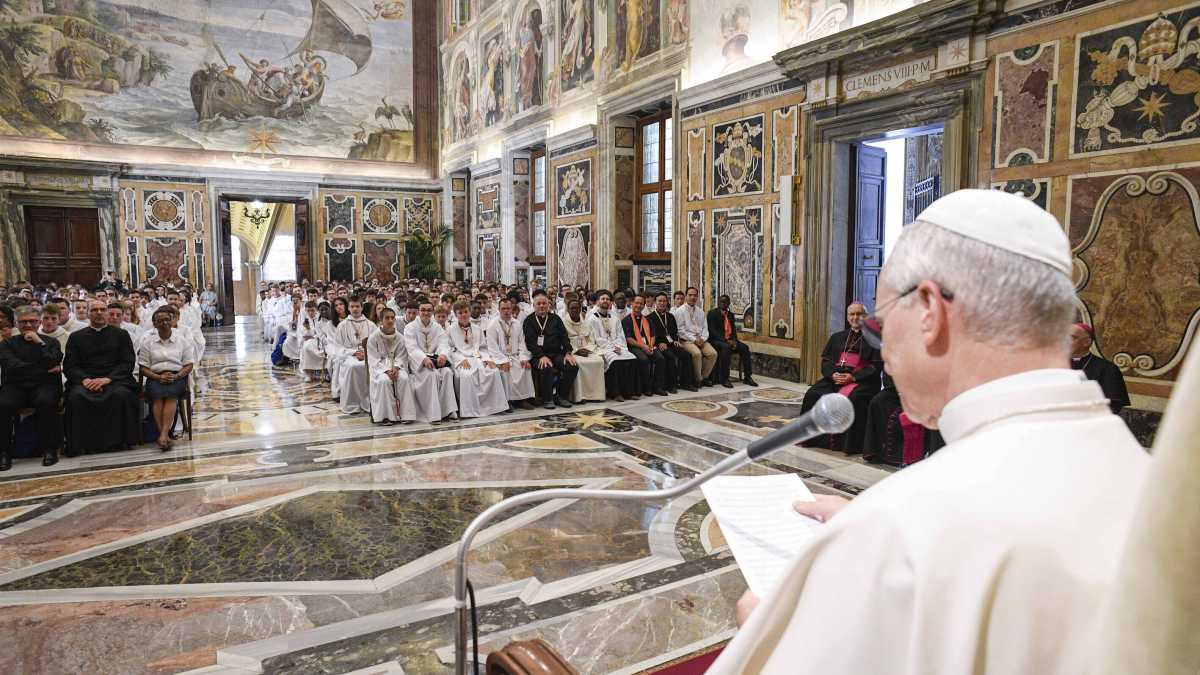 Immagine di No, per Leone XIV le religioni non sono tutte uguali: "Solo Gesù ci salva"