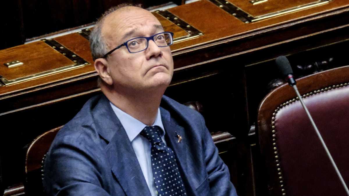 Immagine di Con il divieto di usare il telefono a scuola la destra tradisce se stessa