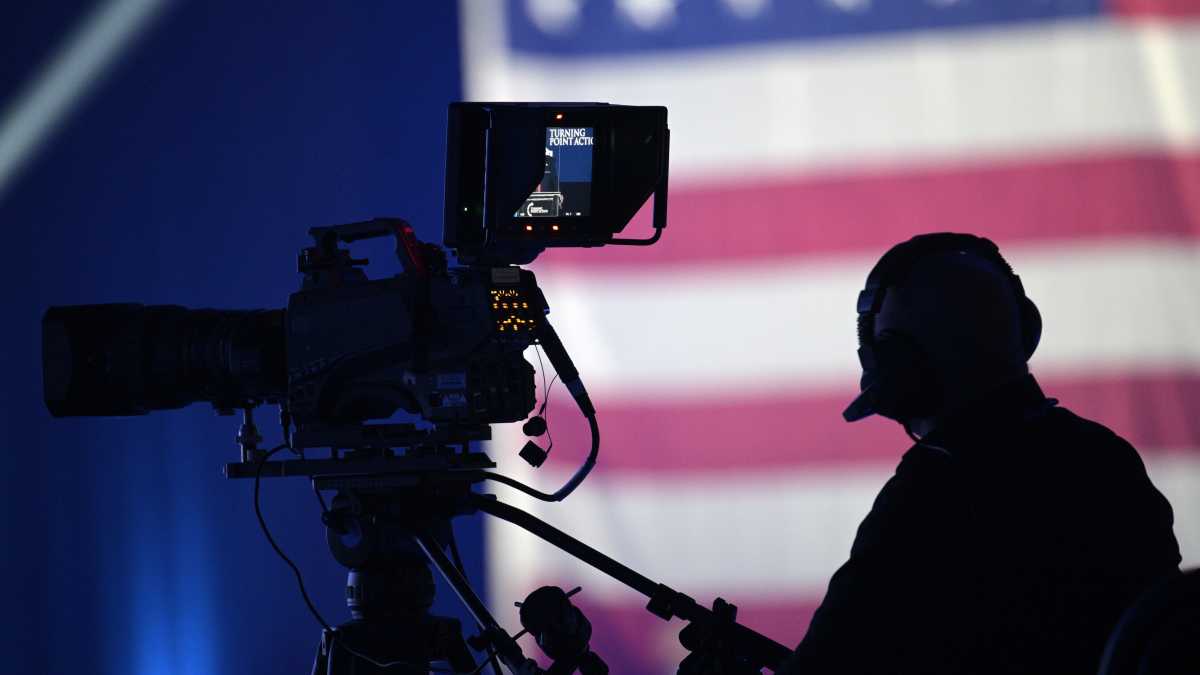 Immagine di L'attacco di Trump alle tv "ostili"