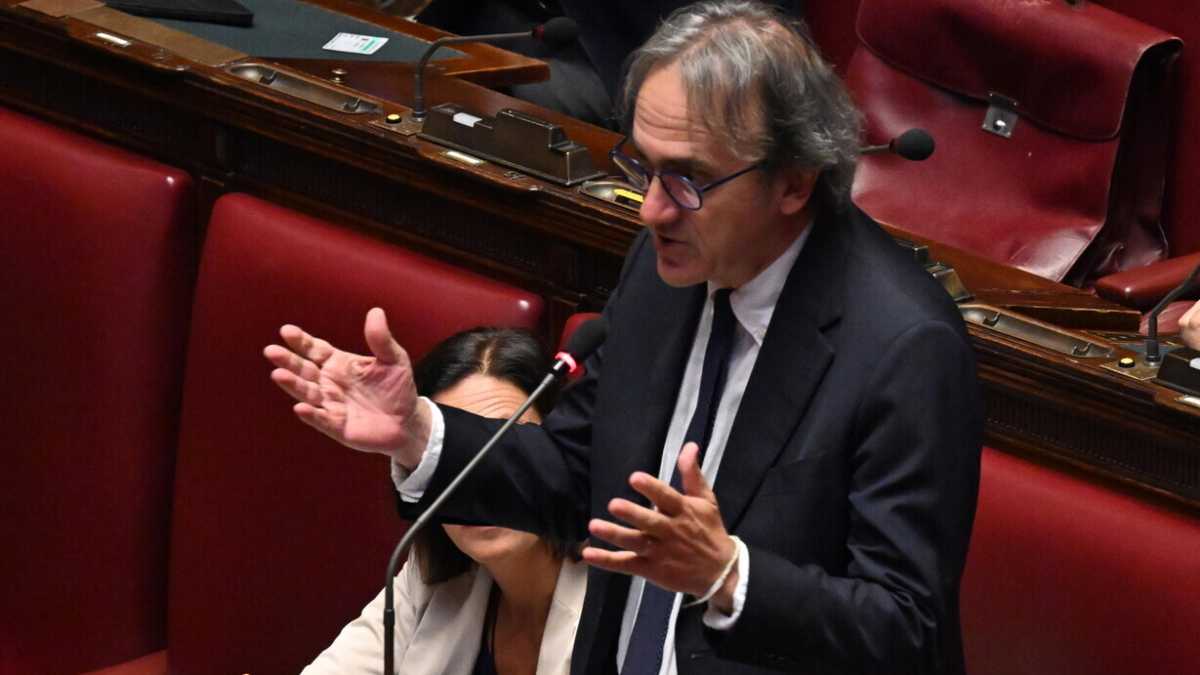 Immagine di Bonelli (Avs): “Se il Pd dice no a Vendola, noi legittimati a porre altri veti. Non solo in Puglia”