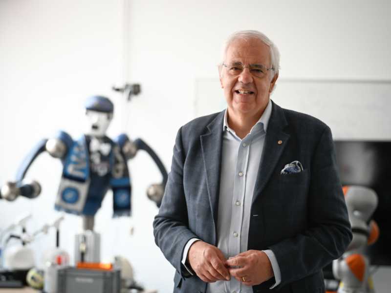 Bruno Siciliano, luminare dei robot: “Rifiutai l’America per Maradona”