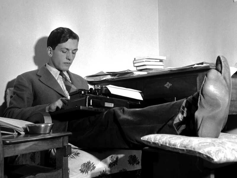 Carlo Fruttero nel 1953 (foto&nbsp;Silvio Durante, Archivio Storico LaPresse)<br />