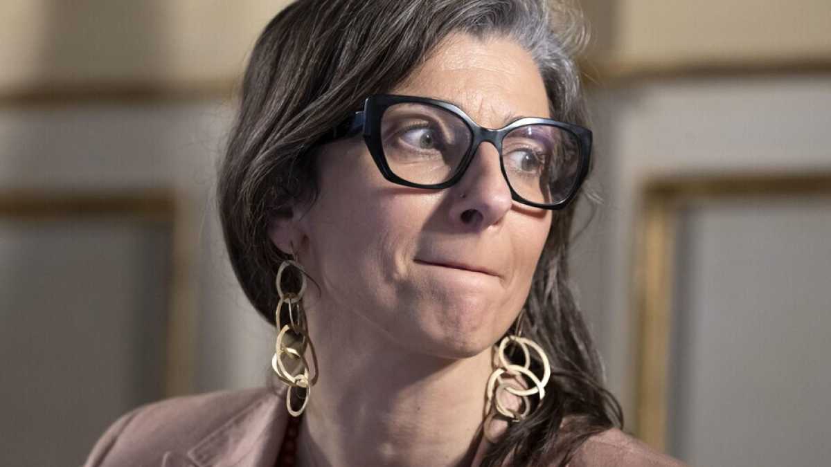 Immagine di Un'estate Albanese. Sanzionata dagli Usa ma ospite ovunque. E ora per la relatrice Onu il battesimo politico con Avs