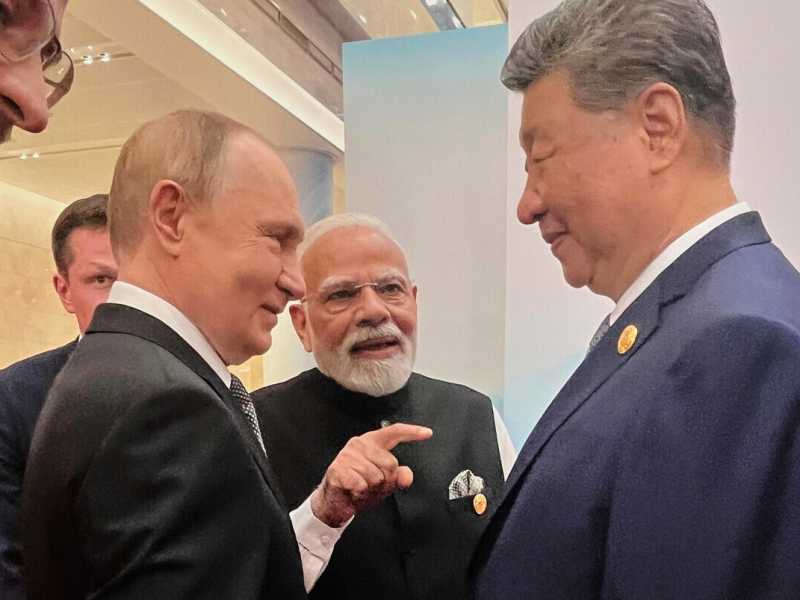 Oltre l’ipocrita corte di Xi Jinping