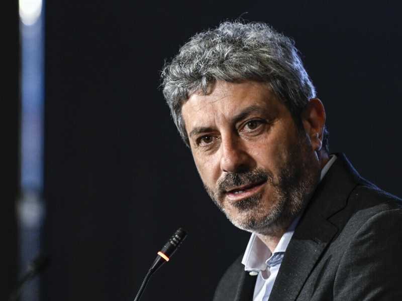Roberto Fico (Ansa)