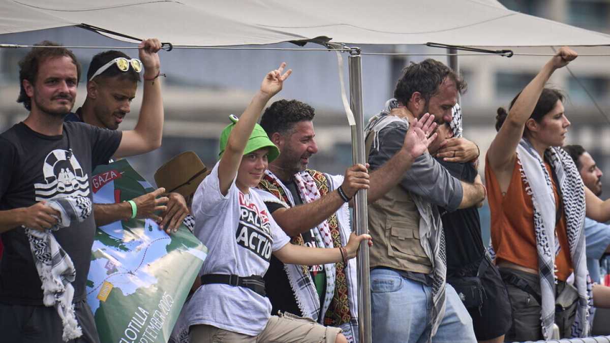 Immagine di Israele lasci entrare la flotilla per svelare l'inganno del circo umanitario