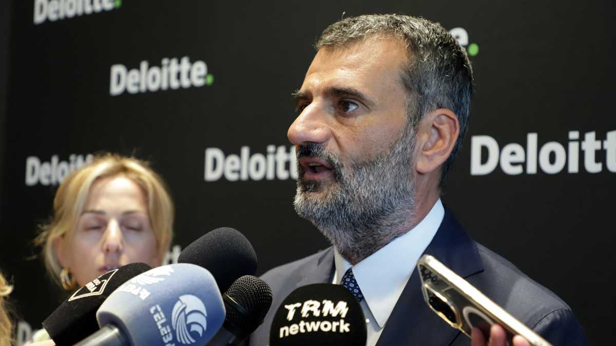 Immagine di L’ira di Decaro. Tiene il punto contro Schlein e fa asse con Bettini e Conte. Resta il veto su Vendola