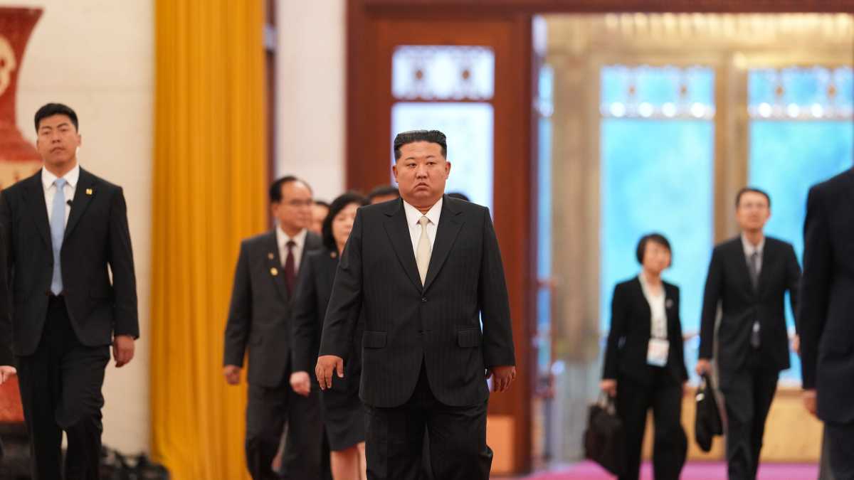 Immagine di Dopo la parata a Pechino, Kim Jong Un torna a Pyongyang riabilitato e protetto