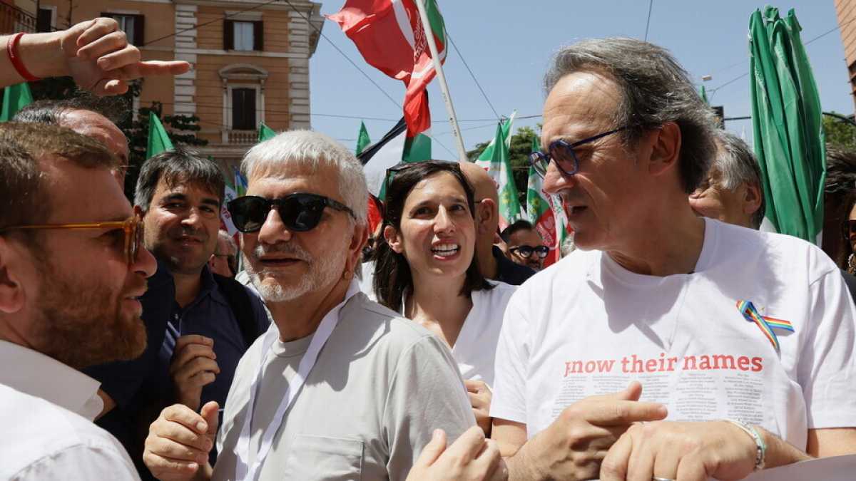 Immagine di Bonelli e Vendola, una storia di denunce e veti all’ombra dell’Ilva