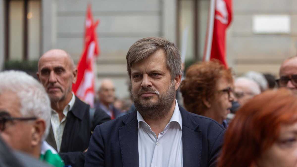 Immagine di La cattiva idea per un politico di mettere a tacere un libero cittadino che chiede legalità