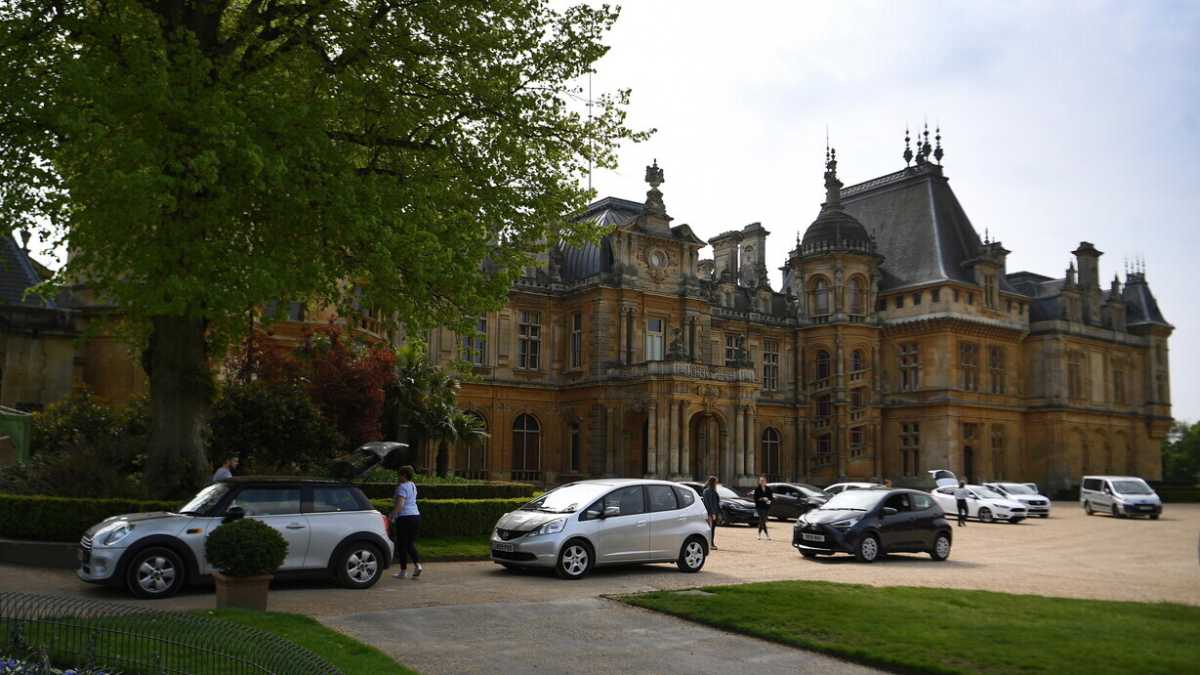 Immagine di Cancellata nella ex dimora Rothschild la mostra dell’ebreo-argentino Pablo Bronstein