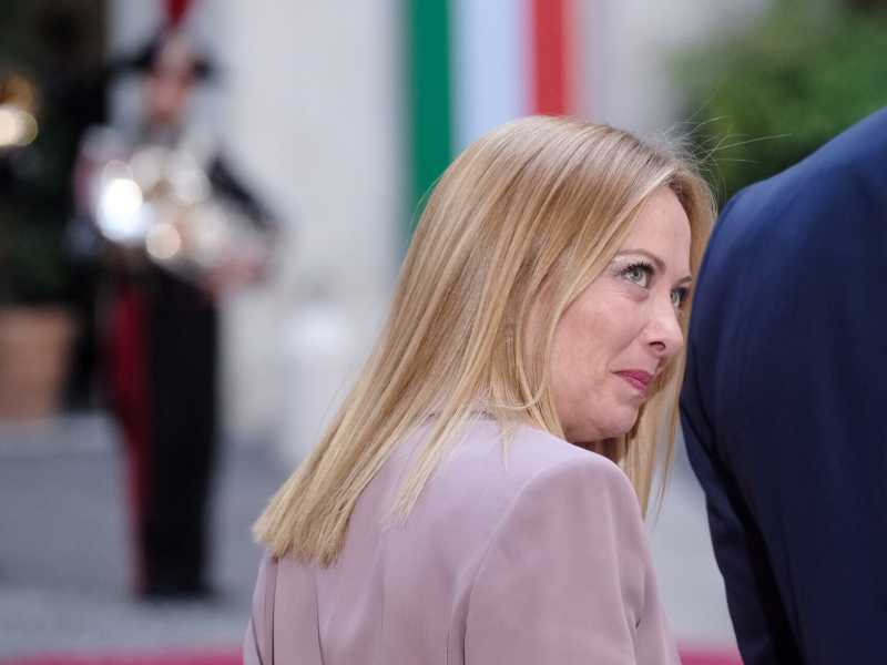 Meloni è no Vannacci. “Ci fa perdere le elezioni". FdI e le dimissioni anticipate di Attilio Fontana