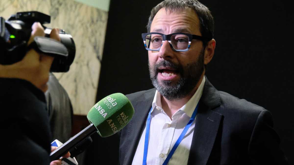 Immagine di Patuanelli (M5s): "I toni di Maiorino contro Tajani sono stati eccessivi"