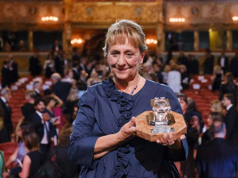 Wanda Marasco vince il Premio Campiello: il coraggio del difficile tra memoria, follia e la parola come atto morale