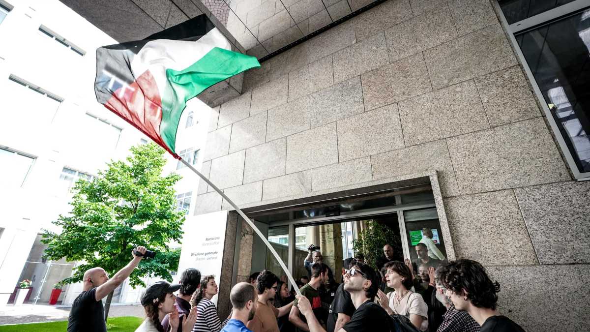 Immagine di Università e dissenso, il rettore Cupertino: "Parola a tutti ma basta violenze. 007 negli atenei? Può essere utile"