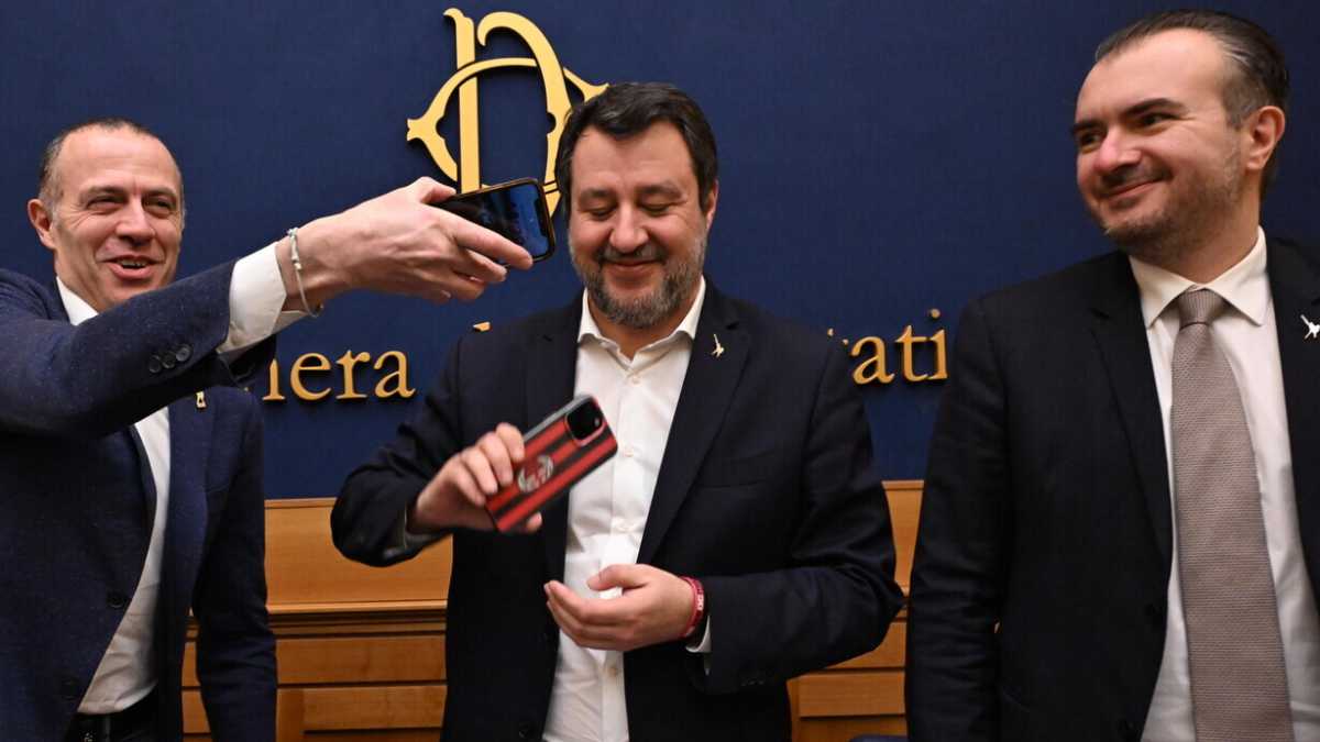 Immagine di La Russa apre alle sanzioni a Israele. La Lega lo frena: “Siamo contrari”