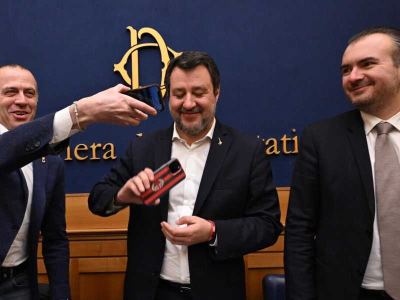 La Russa apre alle sanzioni a Israele. La Lega lo frena: “Siamo contrari”