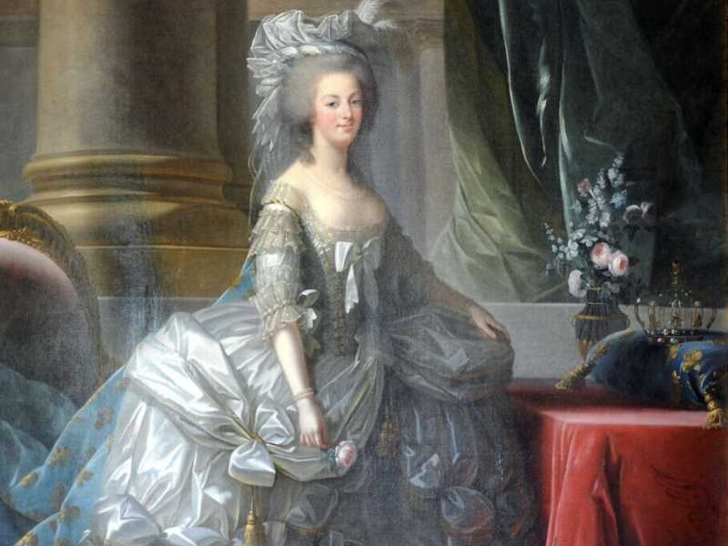 Il lato B di Maria Antonietta