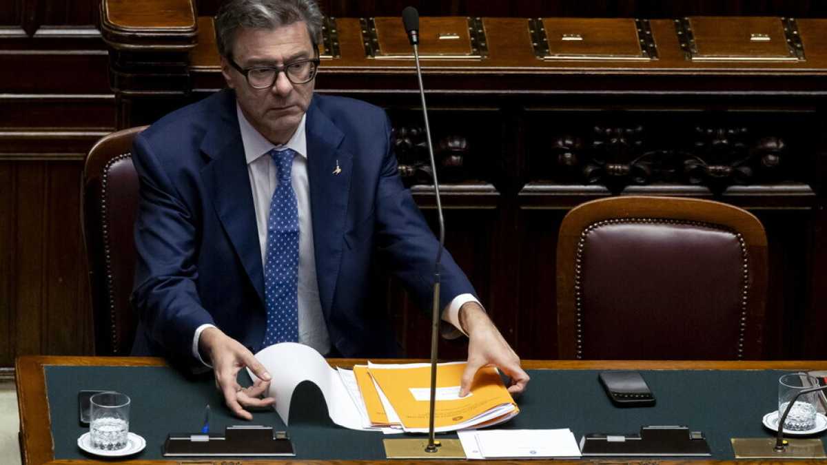 Immagine di Sguardo oltre lo spread, e a lungo termine, sui casi italiano e francese