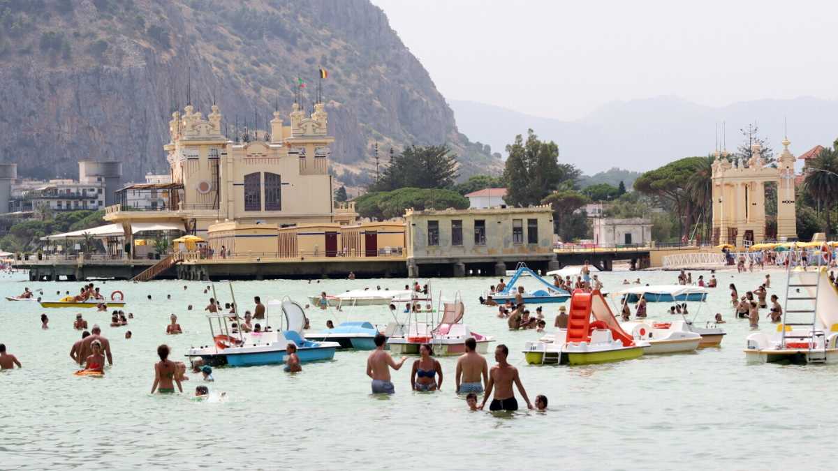 Immagine di Il turismo italiano un flop? Macché. Dati utili per i nemici di Meloni & Co