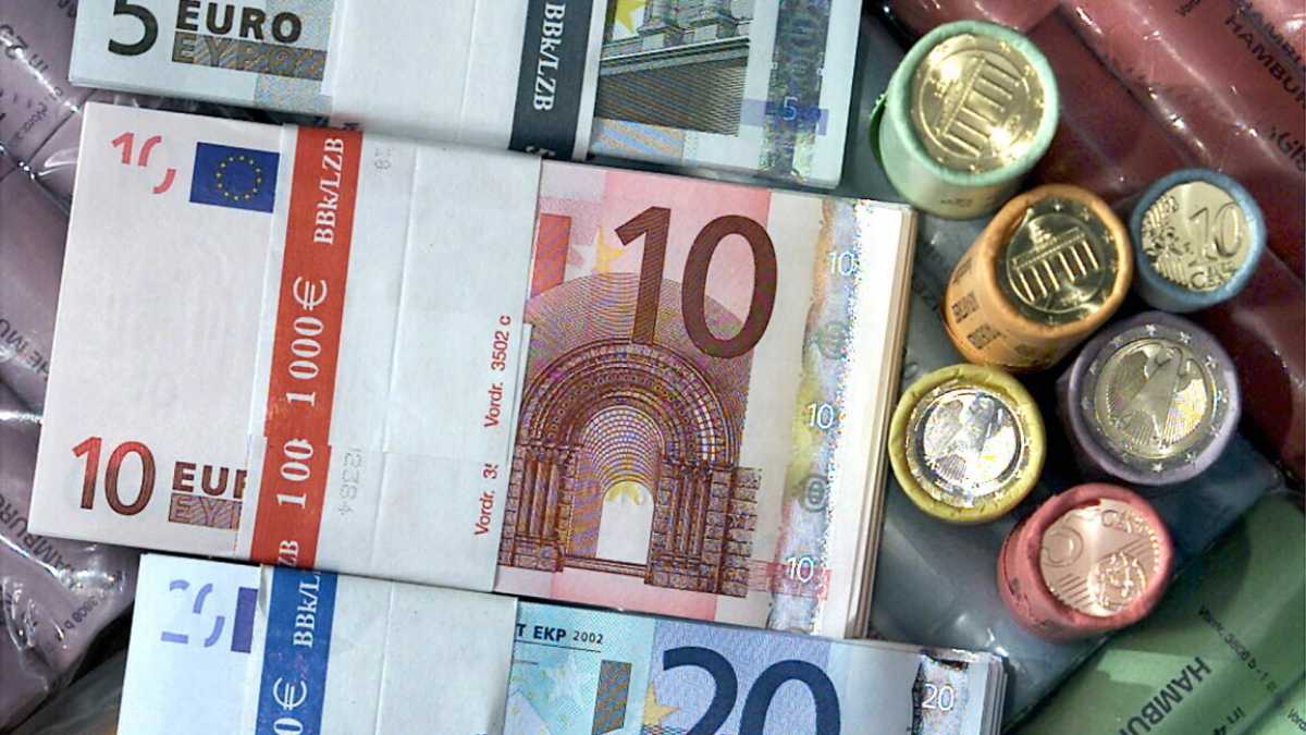 Immagine di Le revisioni Istat del pil spiegano meglio il puzzle occupati-output