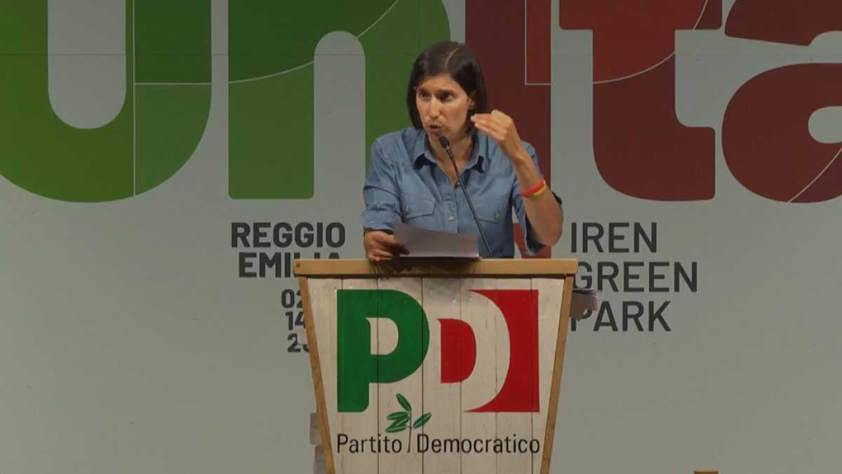 Immagine di Schlein e la sindrome del 21 per cento. La leader del Pd e il dilemma dei sondaggi